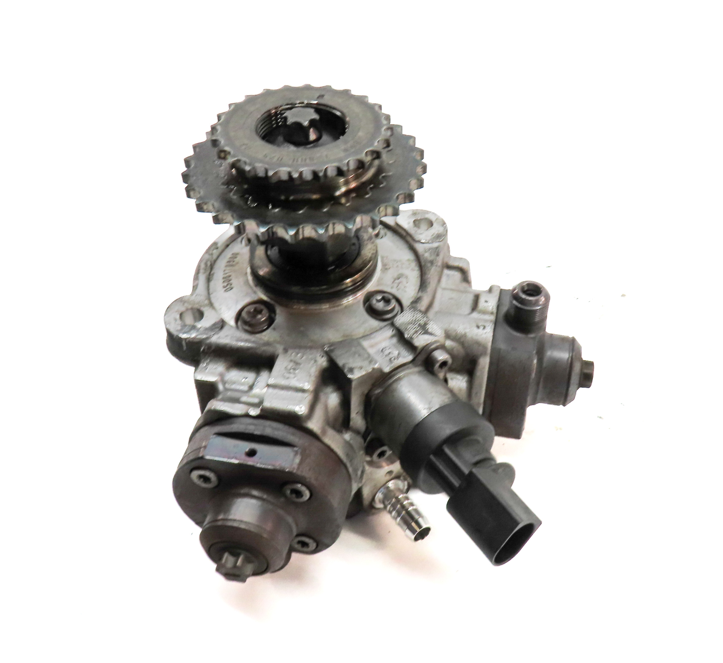 14-18 BMW 535D 740D X5 (F01 F02 F10 F15) 3.0L DIESEL HPFP MECHANICAL FUEL PUMP — exact item pictured